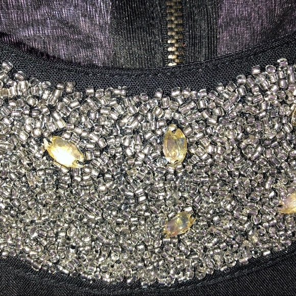 Herbench Evening Dress - Picture 6 of 8